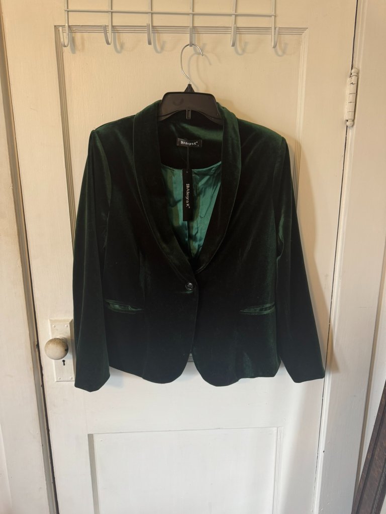 Allegra K Green Velvet Single Button Blazer. Size Large. Nwt.